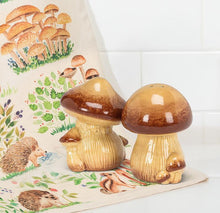 Load image into Gallery viewer, Ceramic mushroom salt and pepper shaker set with tan stems and glossy brown caps