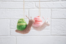 Load image into Gallery viewer, Snail Ornaments, Set of 2