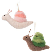 Load image into Gallery viewer, Snail Ornaments, Set of 2